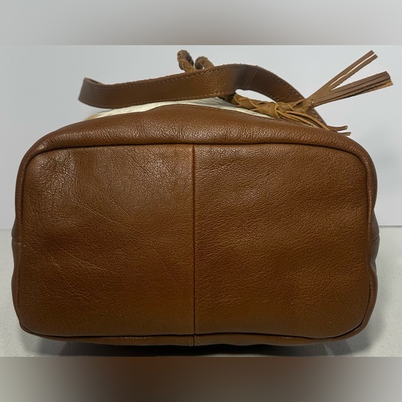 SVK Cowhide Bucket bag & Conceal Carry bag - NWOT - Picture 5 of 12